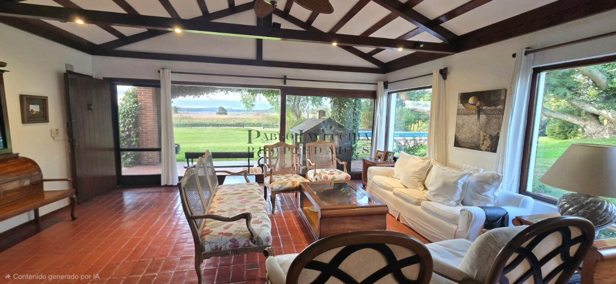 Casa ID.843 - Conexión con la naturaleza sin perder la comodidad del hogar familiar perfecto