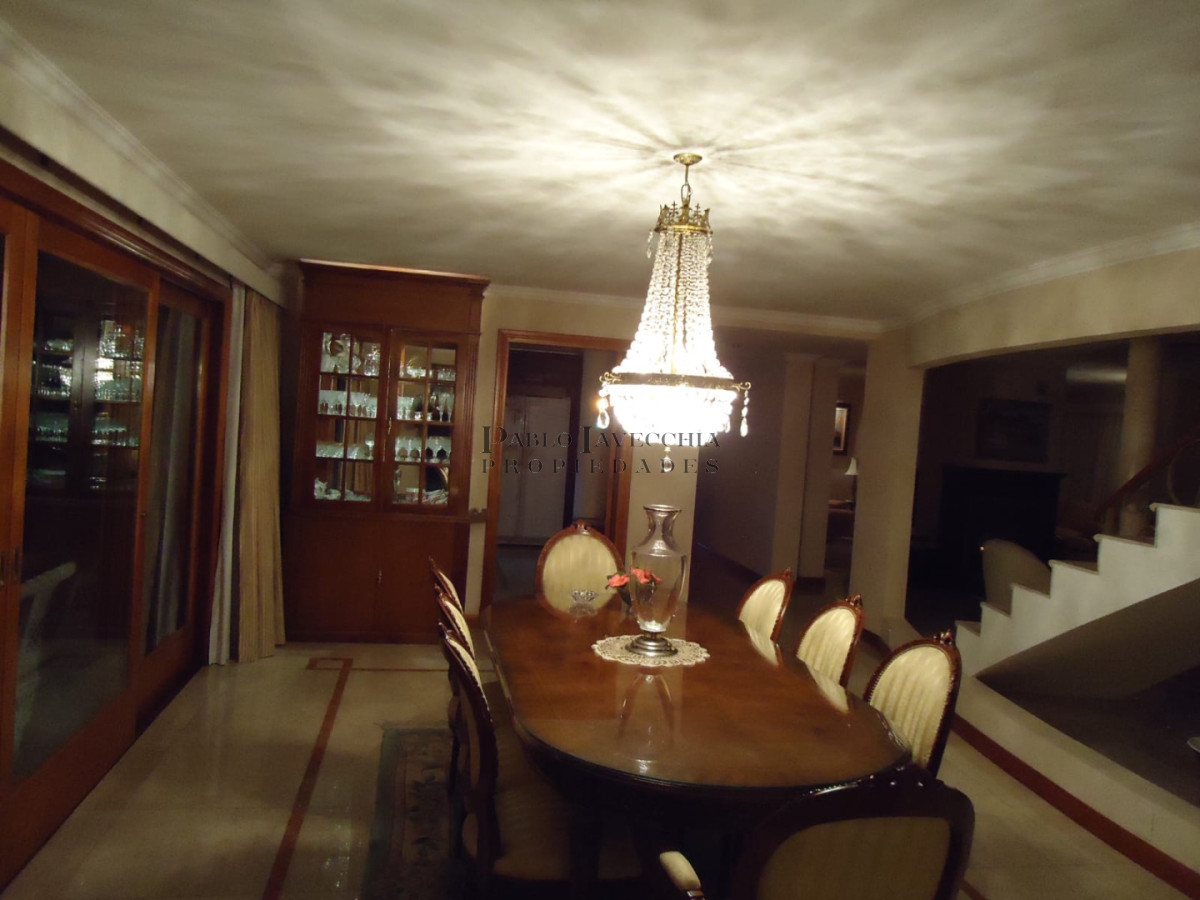 Casa ID.829 - Estilo, calidad constructiva, ubicación todo reunido en una propiedad