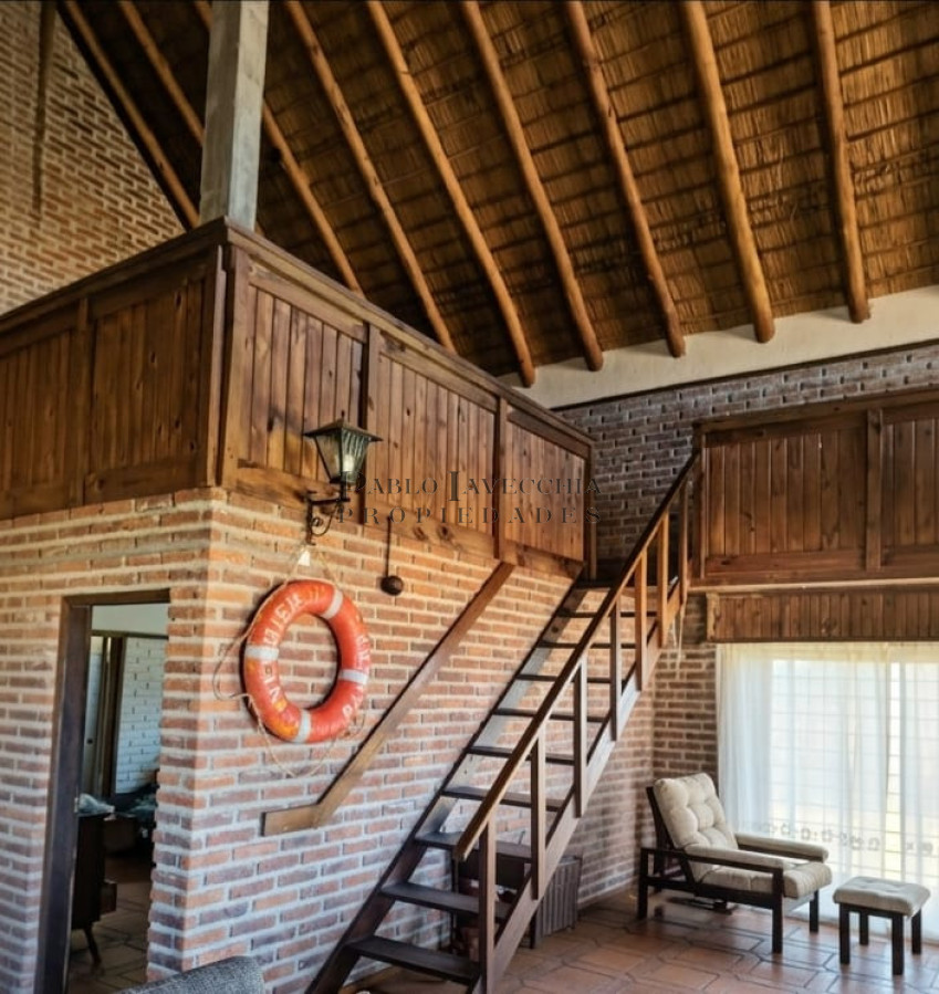 Casa ID.775 - Te imaginas vivir en una propiedad sobre la playa. Nosotros la tenemos !!!
