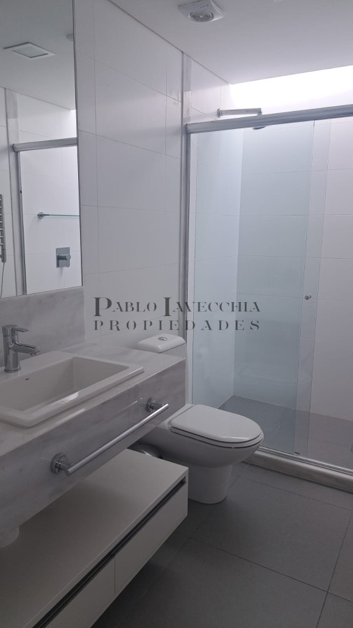 Casa ID.219 - Hermosa residencia con amplios ambientes en Barrio Privado