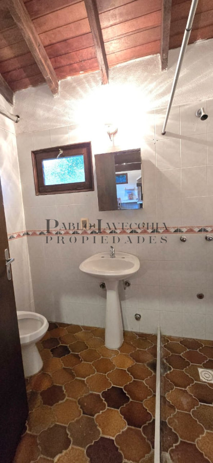 Casa ID.695 - Ubicación estratégica con gran potencial con acceso a todo los servicios en Barrio Mónaco