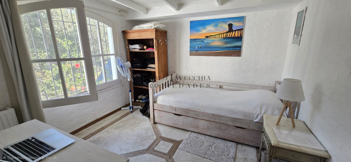Casa ID.24 - Calidad constructiva, amplios ambientes y calor hogareño en esta casa en el corazón de Montoya