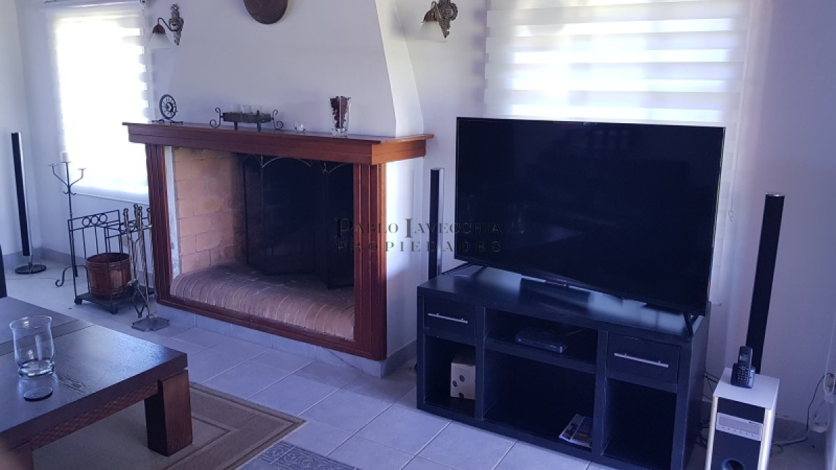 Casa ID.434 - Ambientes amplios, excelente construcción y un entorno de ensueño en Solanas