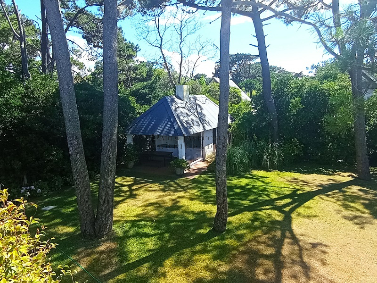 Casa ID.478 - Gran casa reciclada a metros del mar con una linda vista del mar en Rncón del Indio 