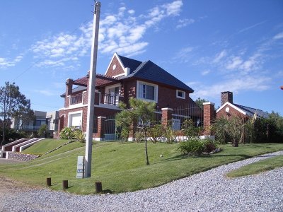 En venta espectacular casa en Punta Ballena.