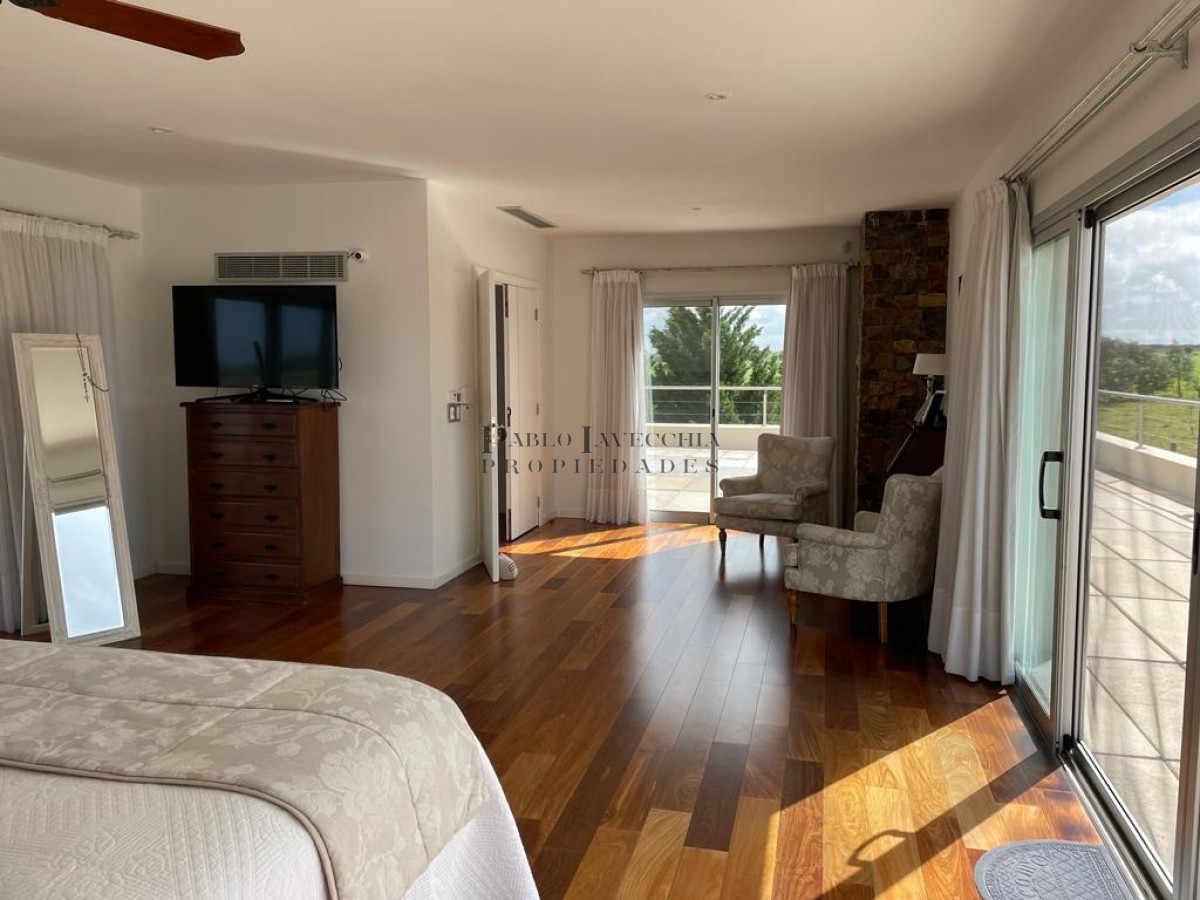 Chacra ID.171 - Chacra estilo minimalista con hermosas vistas y todas las comodidades