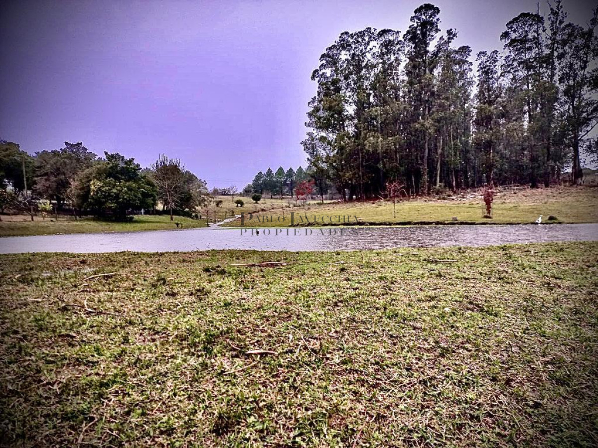Chacra ID.8 -  Hermosa propiedad con todas las comodidades y vistas panorámicas