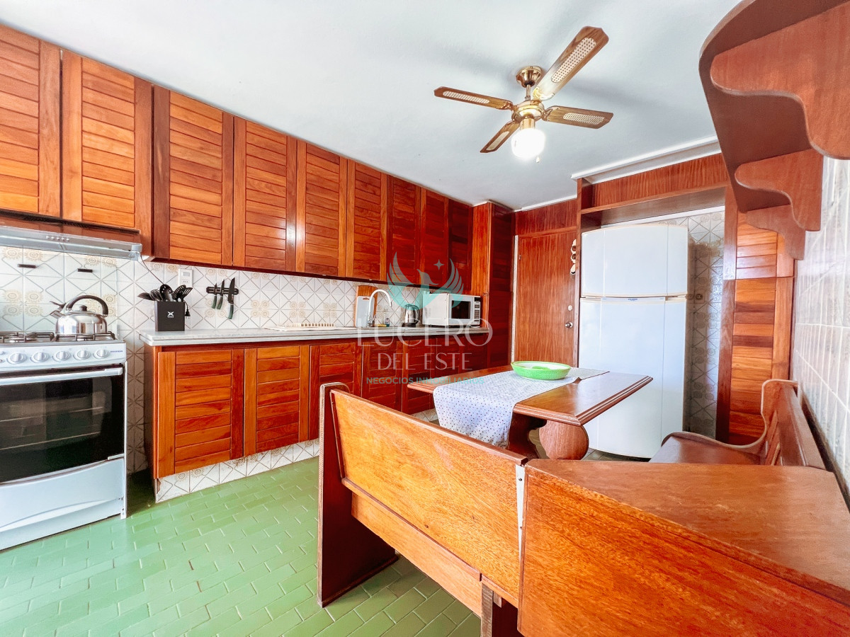 Apartamento ID.774 - Alquiler ANUAL en Punta del Este - 3 dormitorios - Amenities de lujo 