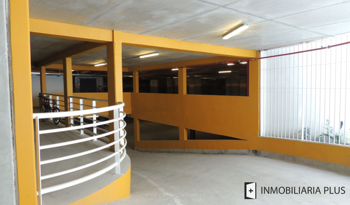 Apartamento ID.535 - Venta de apartamento 3 Dormitorios 2 Baños con Garaje en Malvín Sur C951