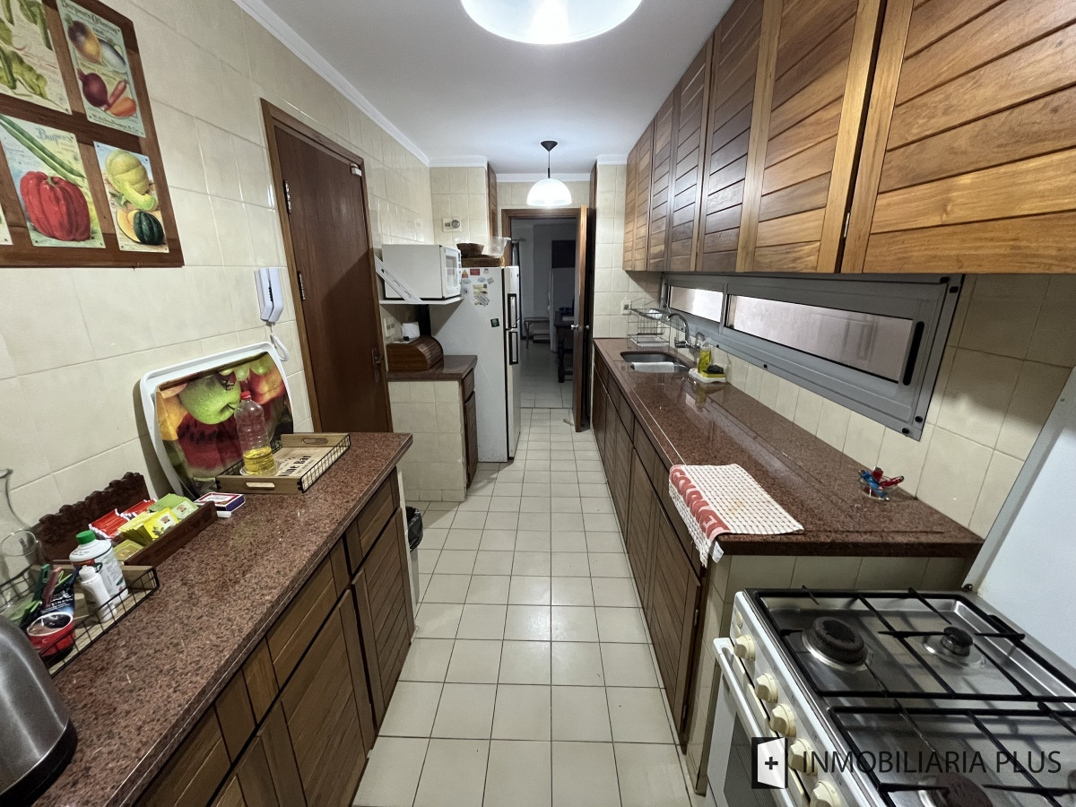 Apartamento ID.709 - Venta de Apartamento Frente al Mar en la Península de Punta del Este C709B