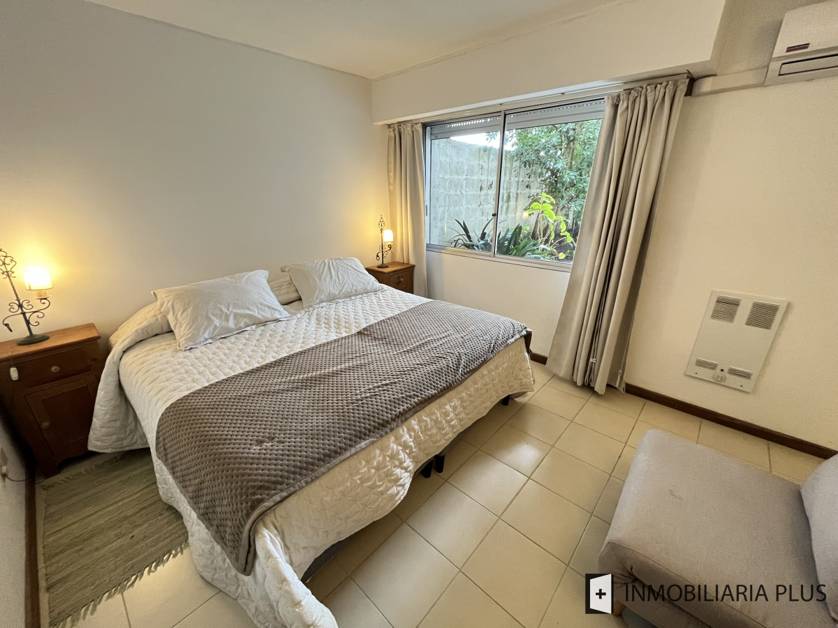 Apartamento ID.709 - Venta de Apartamento Frente al Mar en la Península de Punta del Este C709B