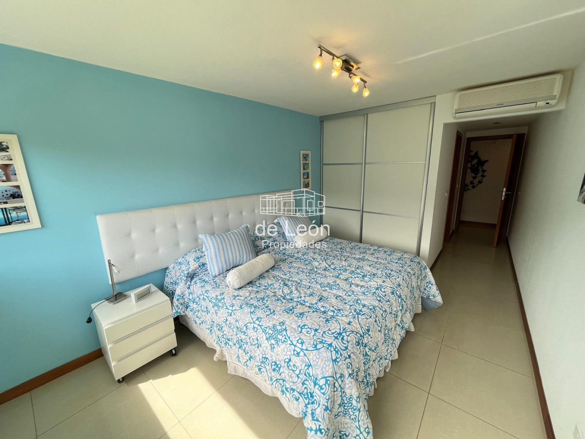 Apartamento ID.15278 - Departamento de 3 dormitorios en suite + servicio, Brava Punta del Este