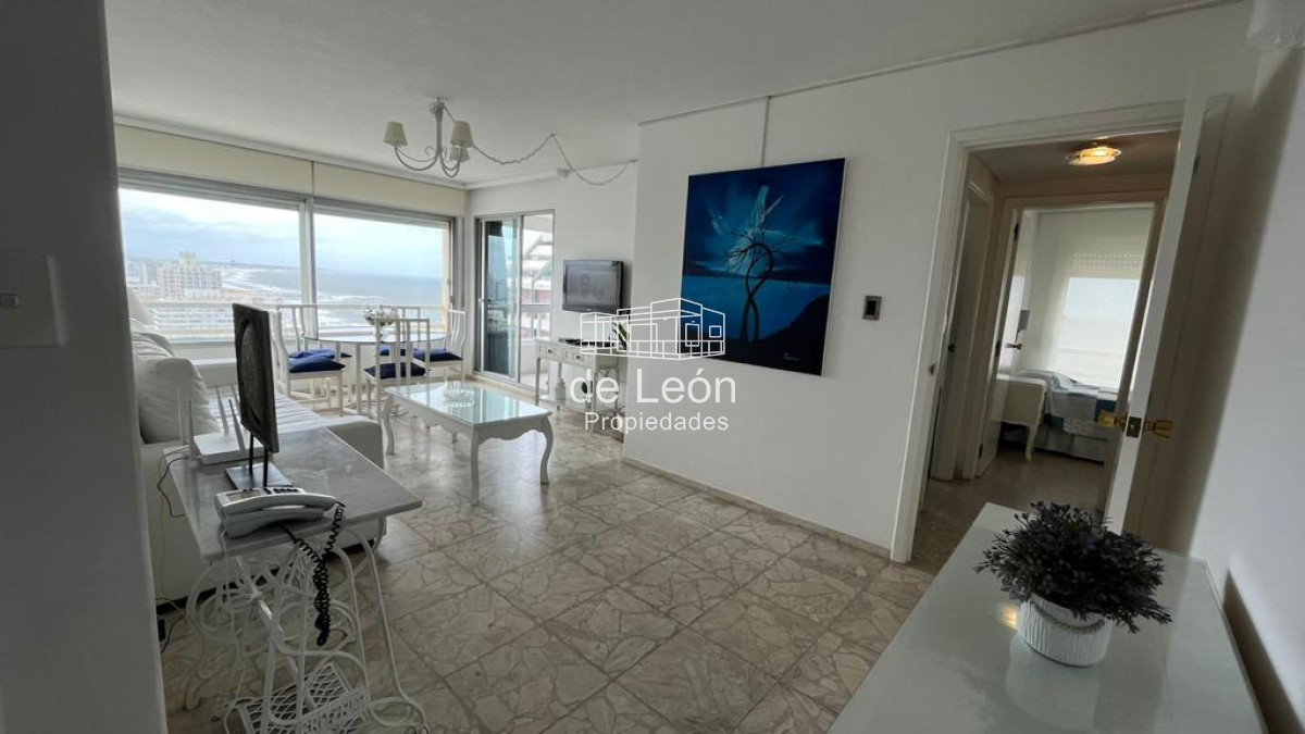 Apartamento ID.15066 - Departamento de 2 dormitorios en venta, Punta del Este