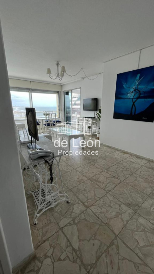 Apartamento ID.15066 - Departamento de 2 dormitorios en venta, Punta del Este