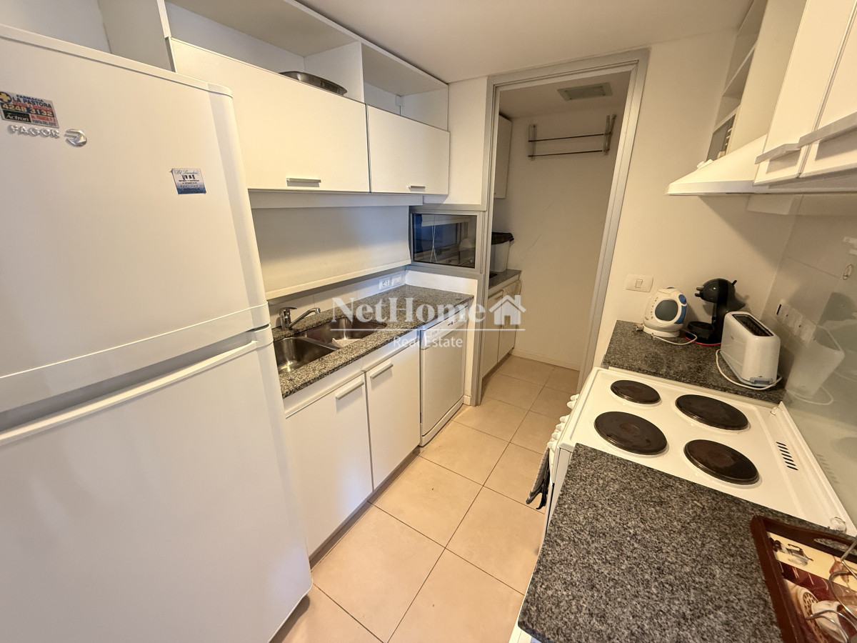 Apartamento ID.109 - Playa Mansa Apartamento 3 dormitorios parada 5