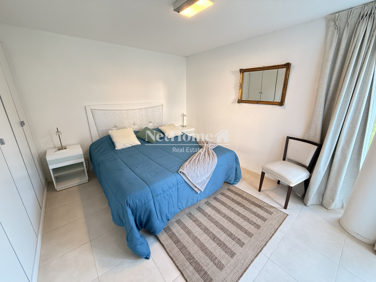 Apartamento ID.109 - Playa Mansa Apartamento 3 dormitorios parada 5