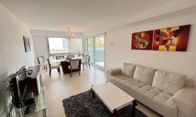 Playa Mansa Apartamento 3 dormitorios parada 5