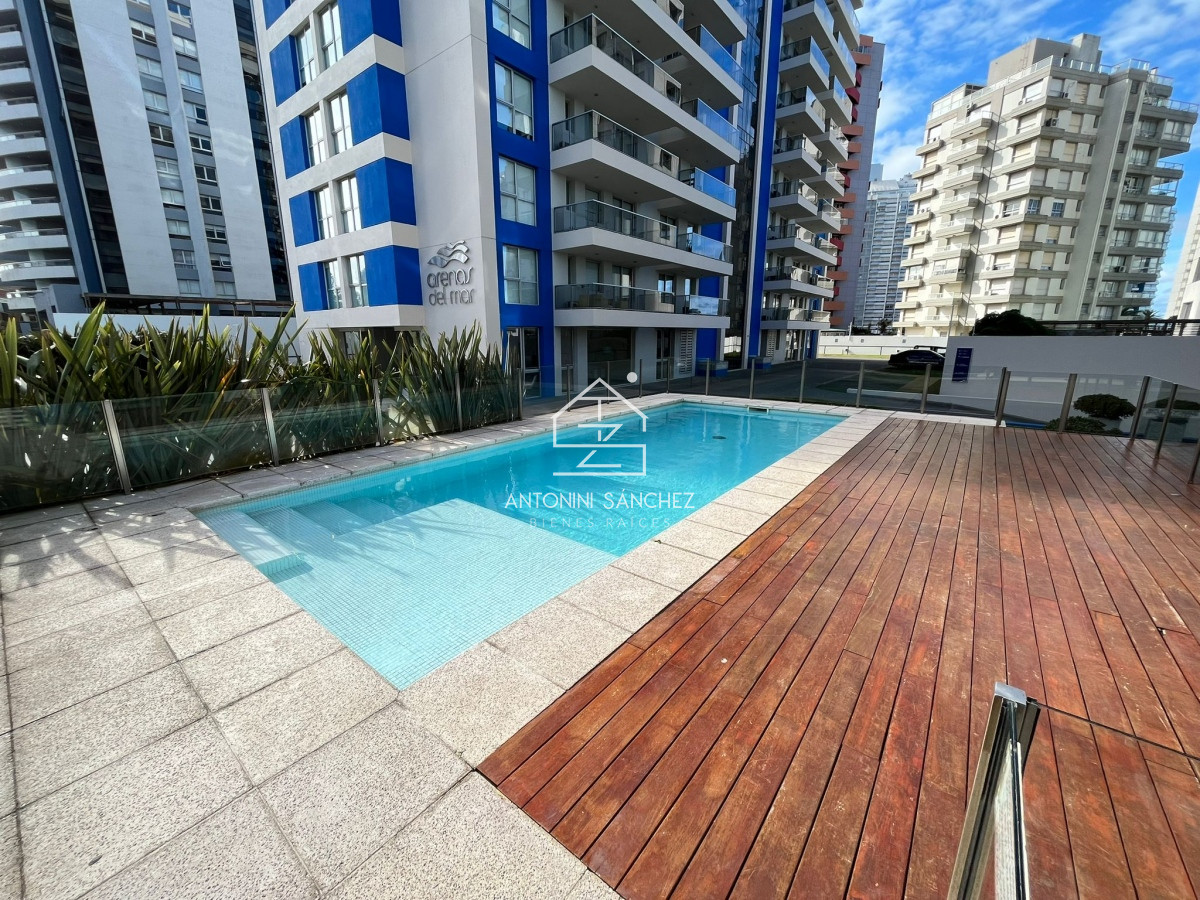 Apartamento ID.2467 - Se vende Arenas del mar 