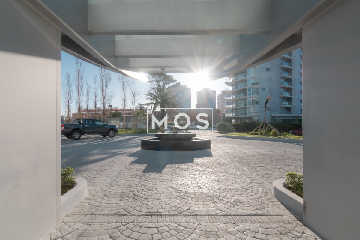 Apartamento ID.3579 - 2 dormitorios con excepcional vista y ubicación