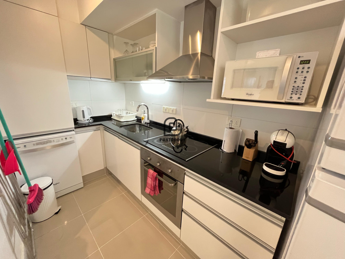 Apartamento ID.1768 - Venta de 2 dormitorios con servicios