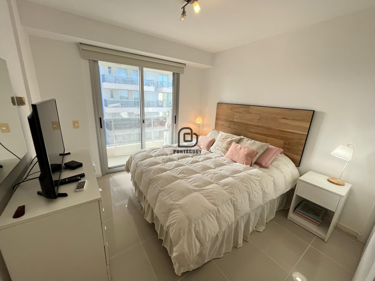 Apartamento ID.1768 - Venta de 2 dormitorios con servicios