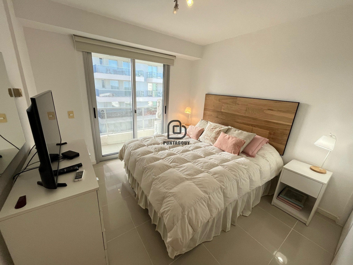 Apartamento ID.1768 - Venta de 2 dormitorios con servicios