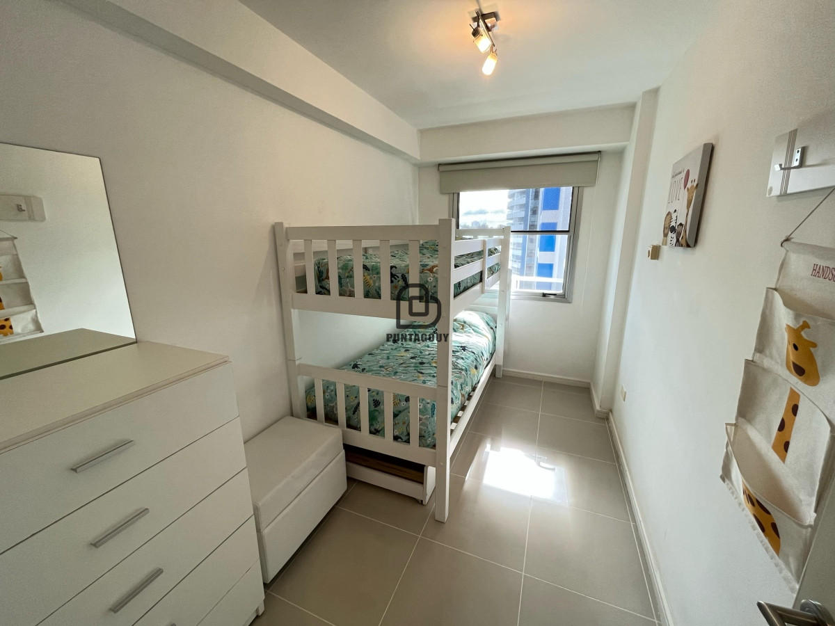Apartamento ID.1768 - Venta de 2 dormitorios con servicios