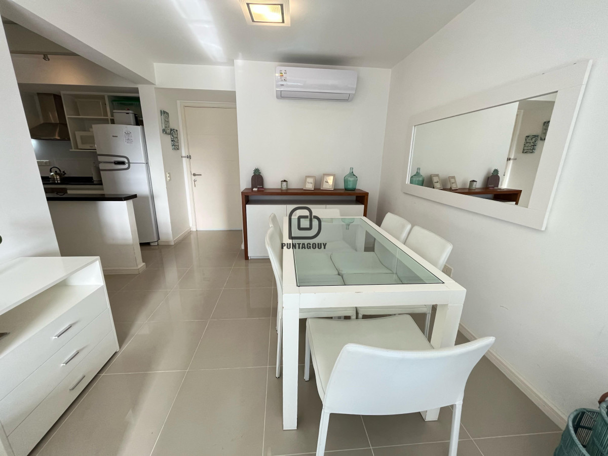 Apartamento ID.1768 - Venta de 2 dormitorios con servicios