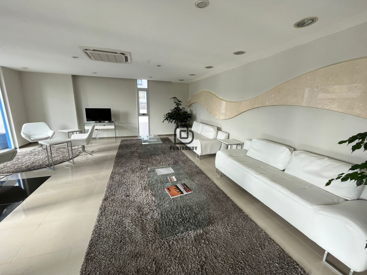 Apartamento ID.1768 - Venta de 2 dormitorios con servicios