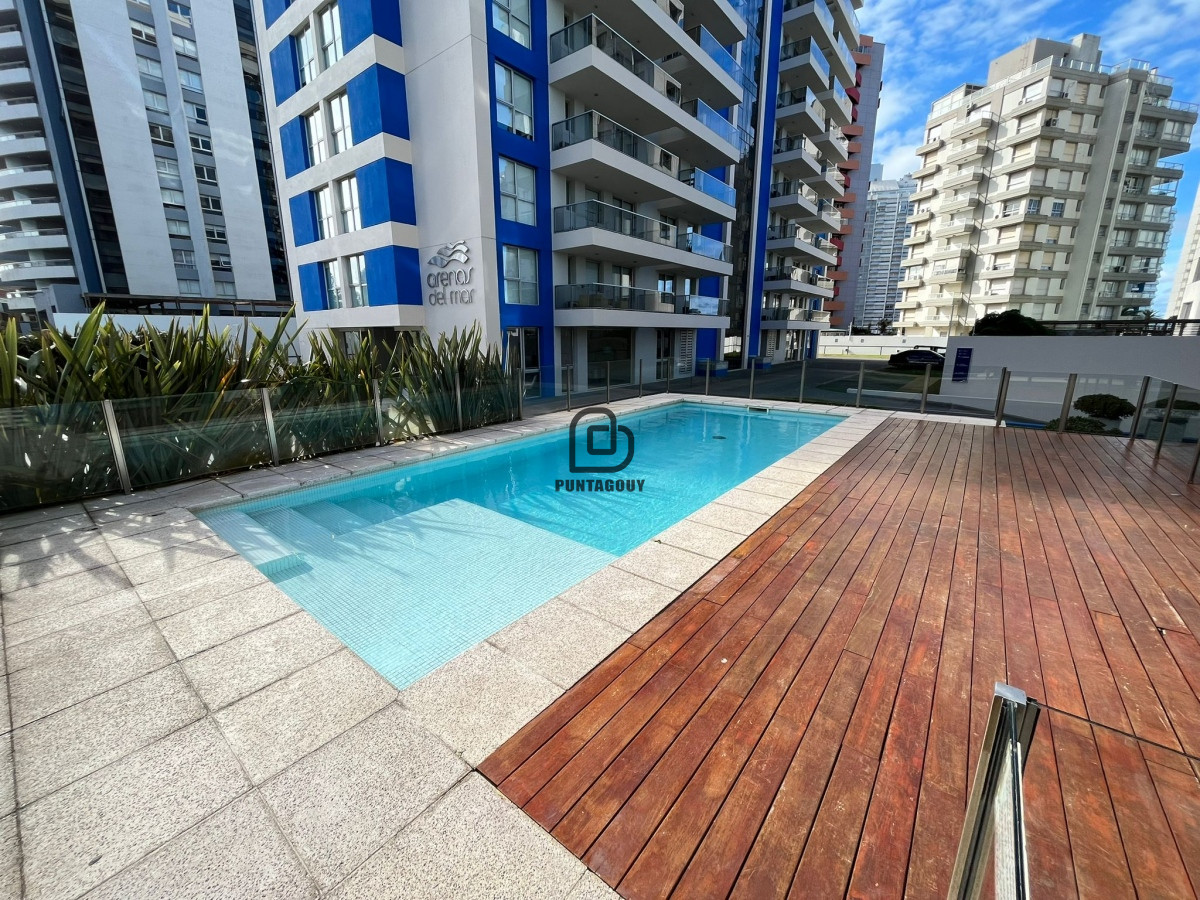 Apartamento ID.1768 - Venta de 2 dormitorios con servicios