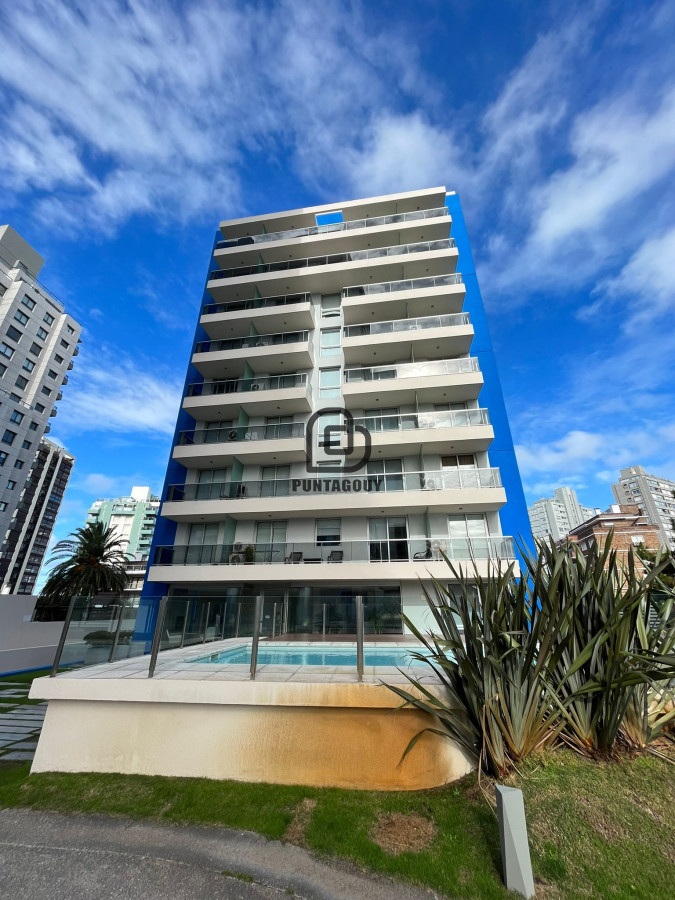 Apartamento ID.1768 - Venta de 2 dormitorios con servicios