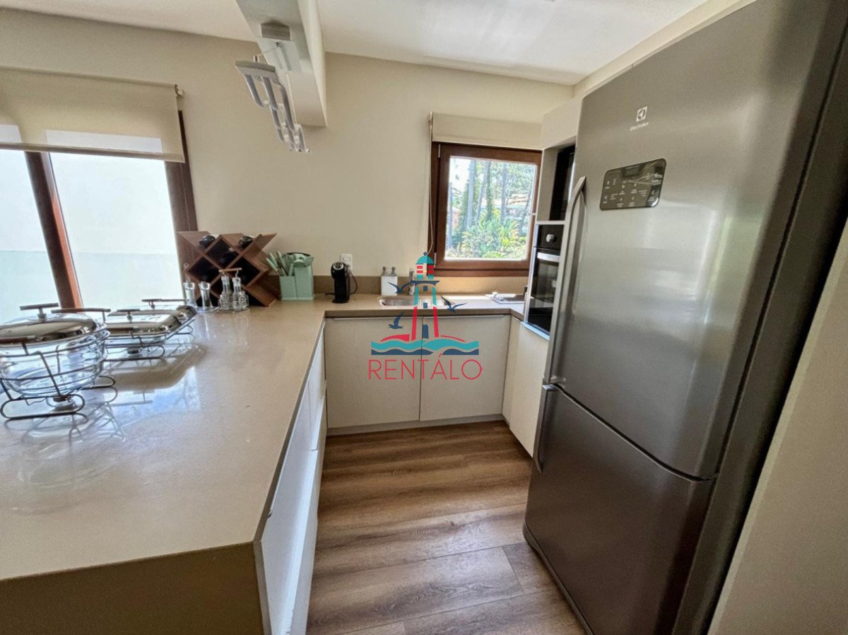 Apartamento ID.44 - Apartamento en Venta 2 dormitorios con parrillero en Punta del Este