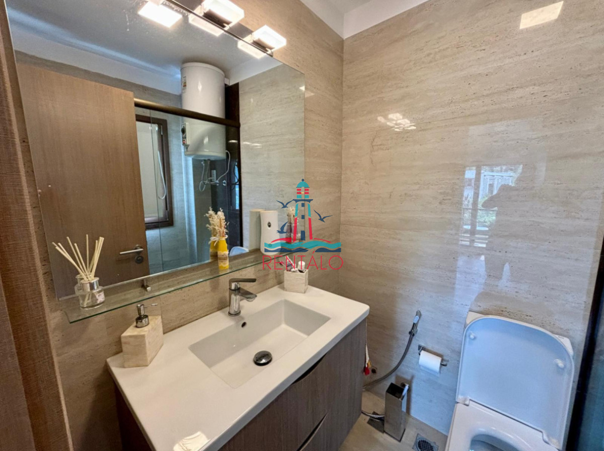 Apartamento ID.44 - Apartamento en Venta 2 dormitorios con parrillero en Punta del Este