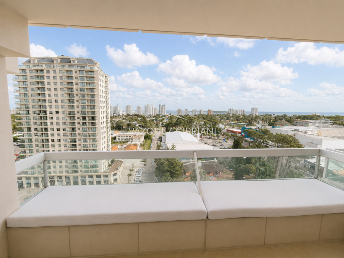Apartamento ID.33 - Departamento de 3 dormitorios en venta en Punta del Este