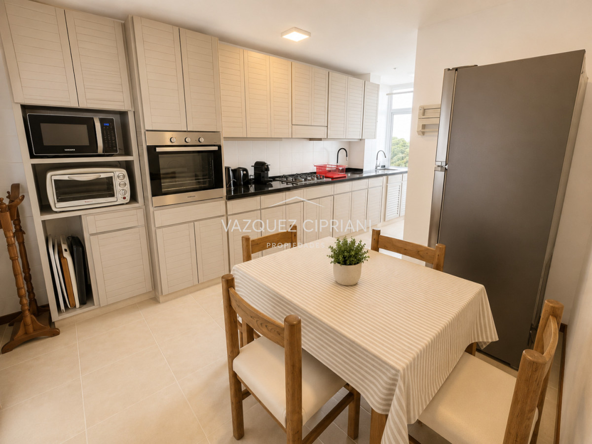 Apartamento ID.33 - Departamento de 3 dormitorios en venta en Punta del Este