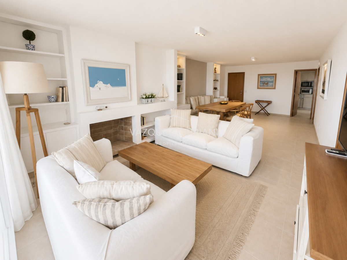 Apartamento ID.33 - Departamento de 3 dormitorios en venta en Punta del Este