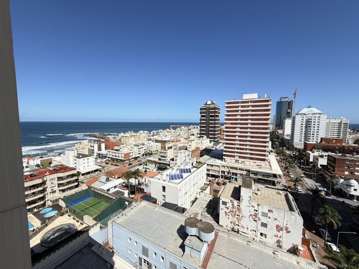 Apartamento ID.537 - Oportunidad en Apolo Shopping Center 