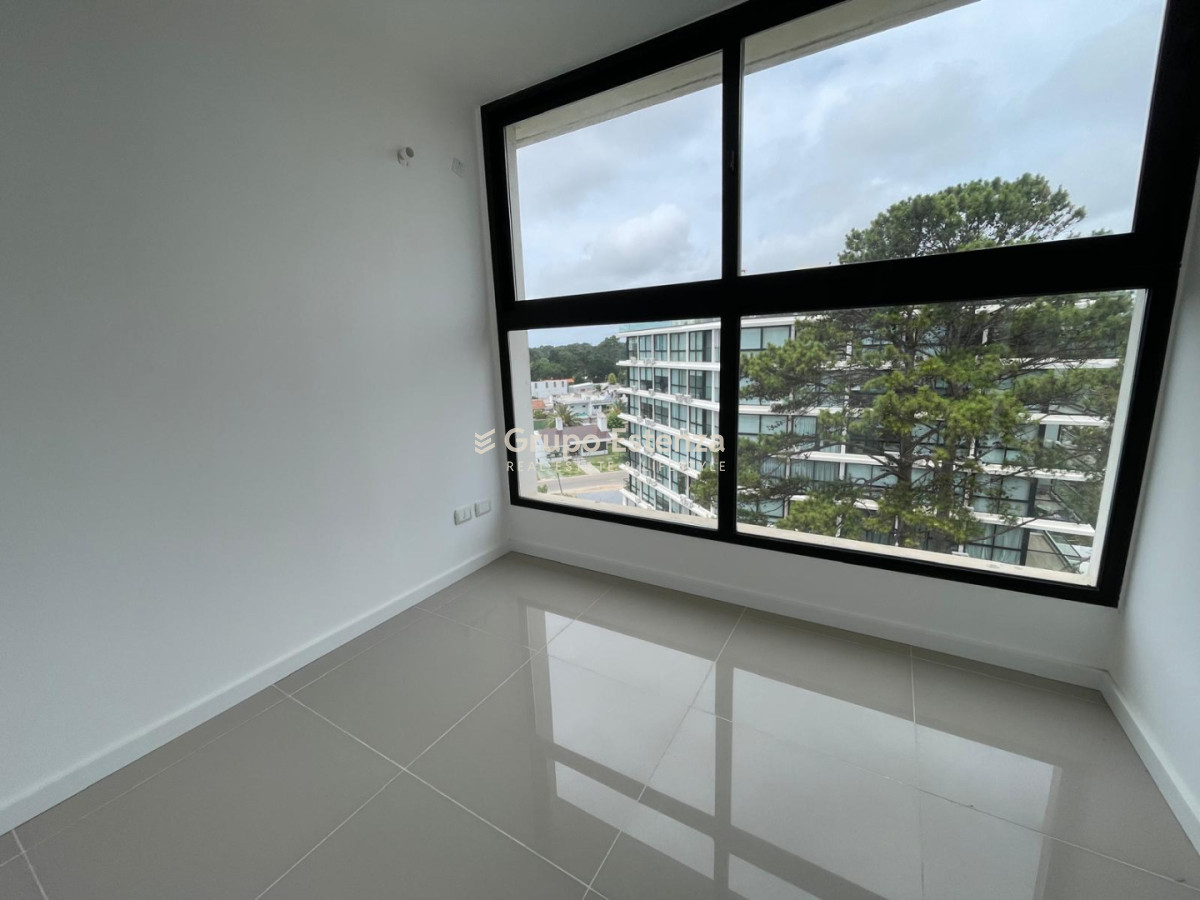 Apartamento ID.708 - Oportunidad sobre Avenida Roosevelt