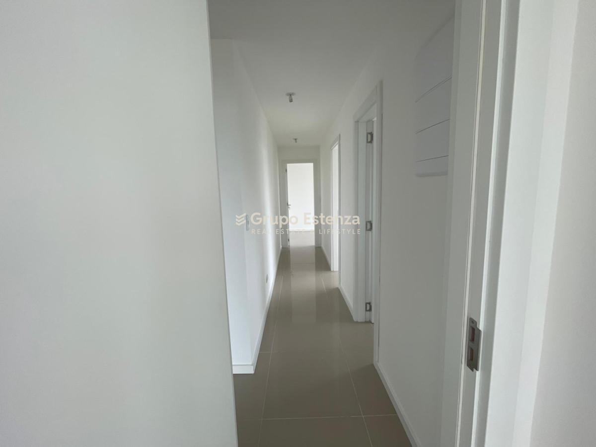 Apartamento ID.708 - Oportunidad sobre Avenida Roosevelt