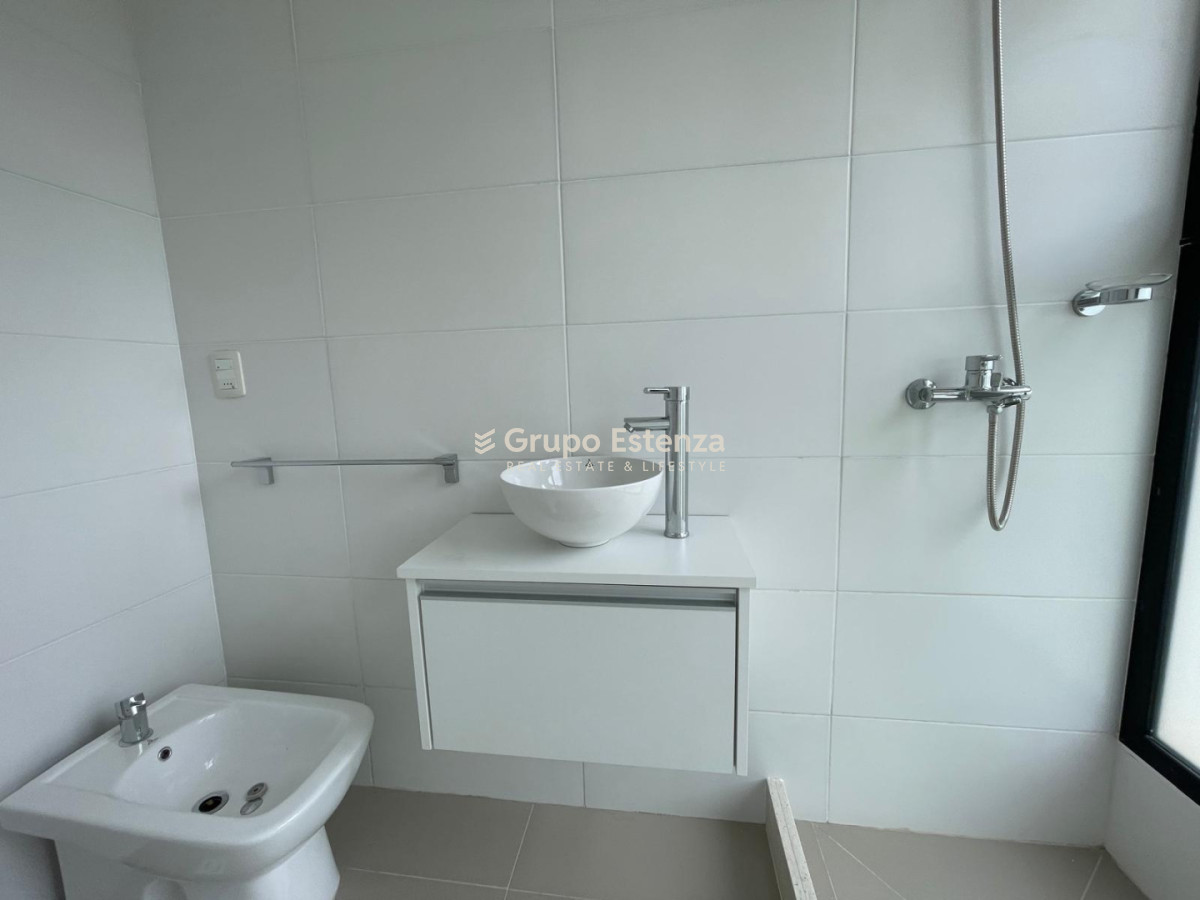 Apartamento ID.708 - Oportunidad sobre Avenida Roosevelt