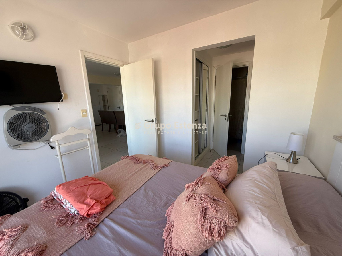 Apartamento ID.777 - Apartamento funcional, dos dormitorios con buena vista y excelentes amenities