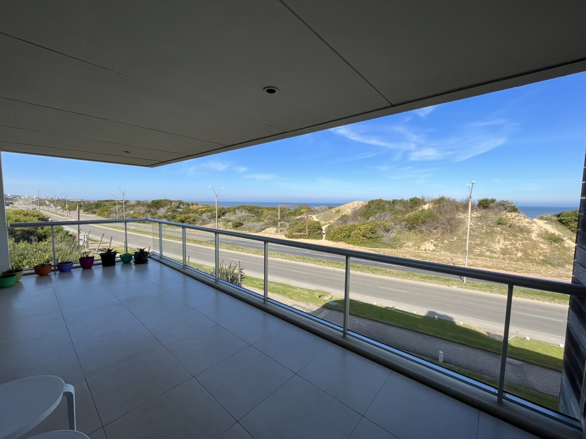 Apartamento ID.338 - Primera Línea Brava