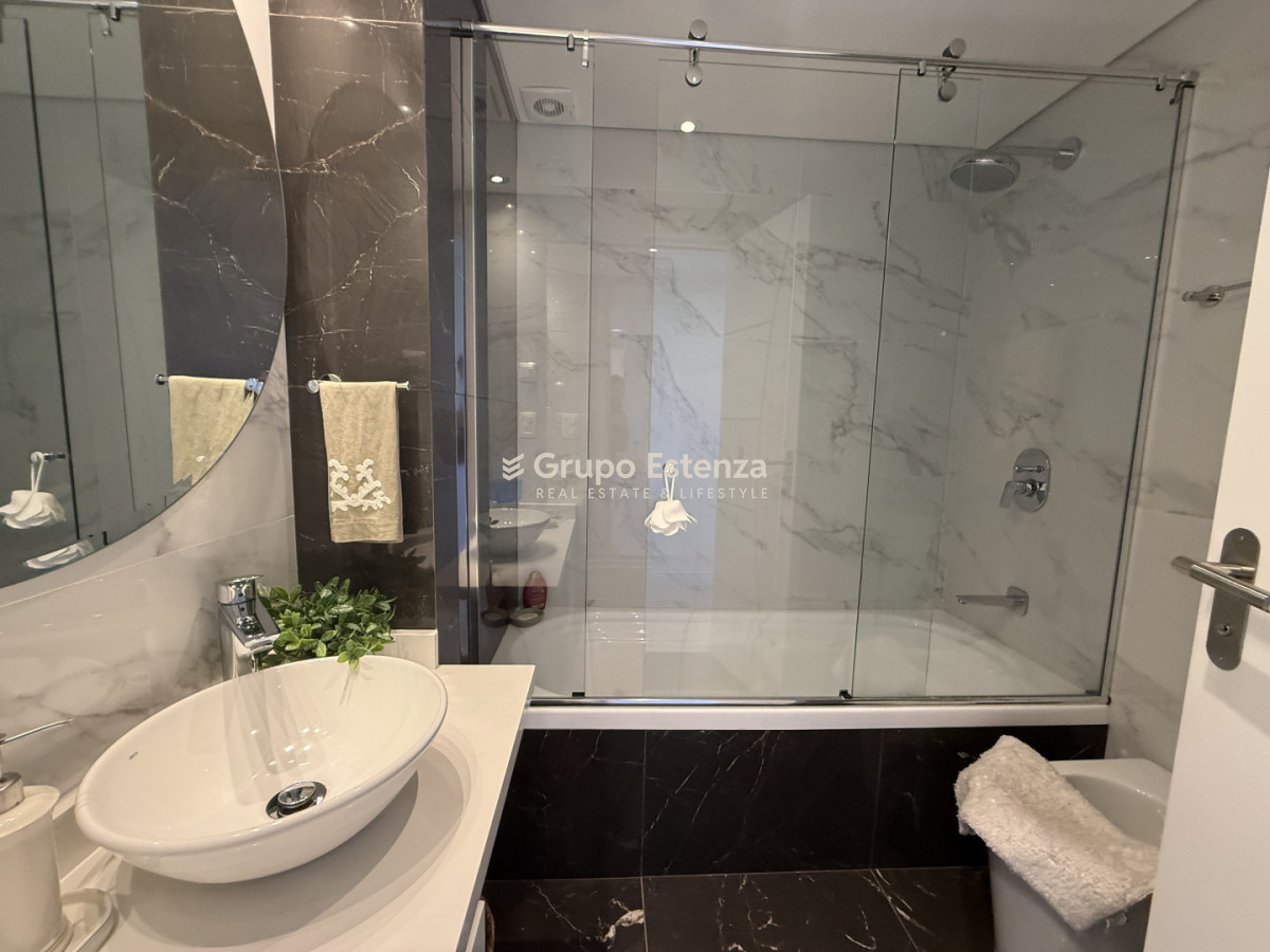 Apartamento ID.784 - 2 dormitorios con excepcional vista y ubicación