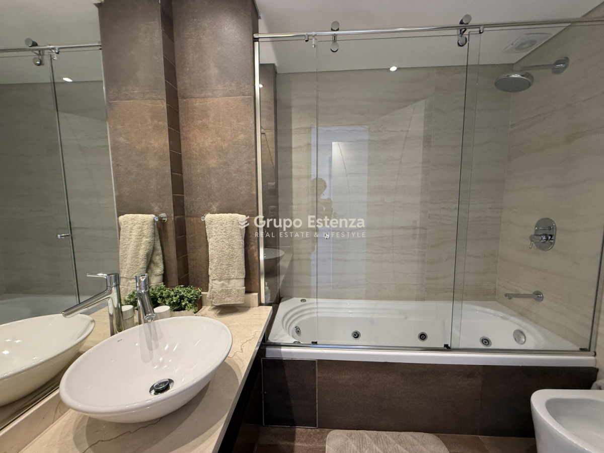 Apartamento ID.784 - 2 dormitorios con excepcional vista y ubicación