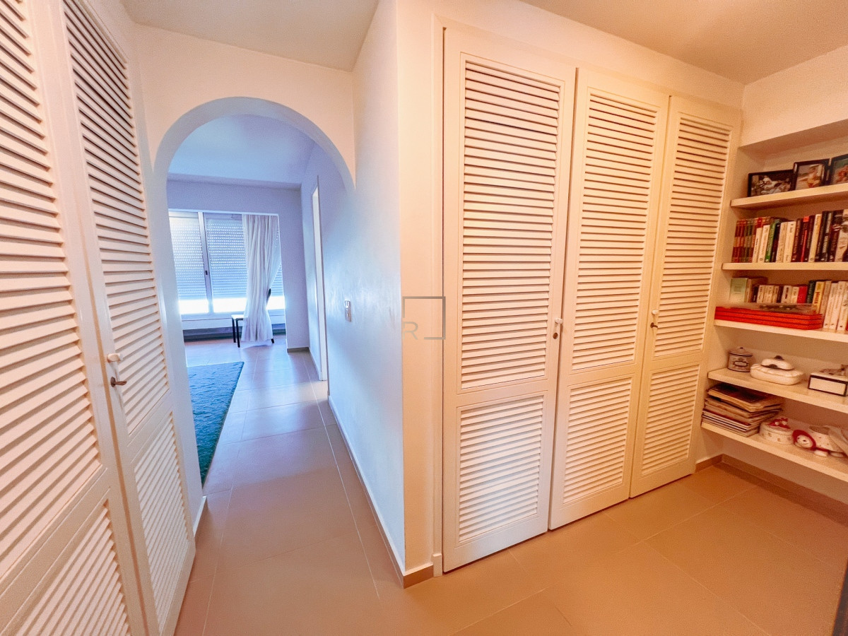 Apartamento ID.331 - Piso frente al mar en torre de categoría - 3 dormitorios 2 baños