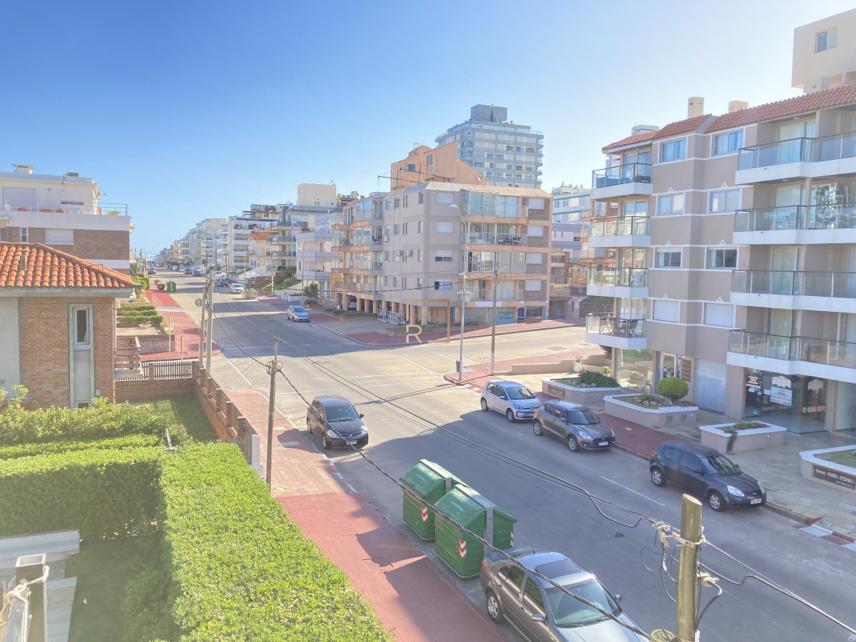 Apartamento ID.447 - Alquiler anual Peninsula 