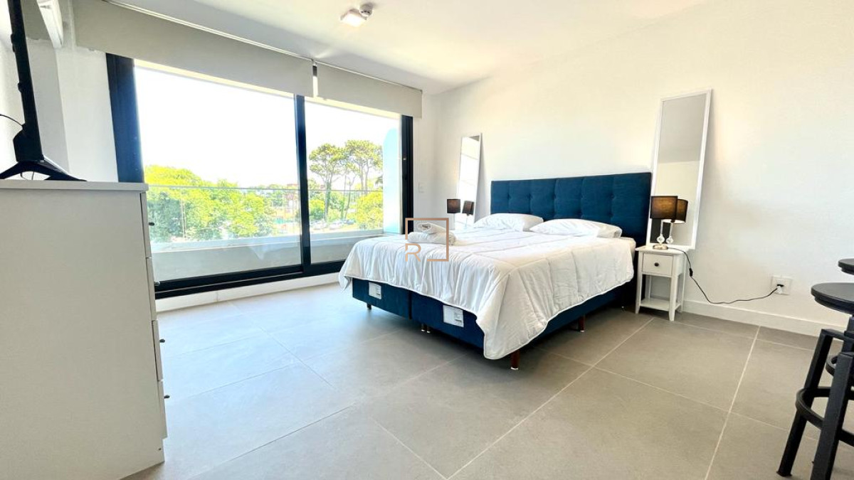 Apartamento ID.384 - Oportunidad en Punta del Este - Excelente Ubicación. 