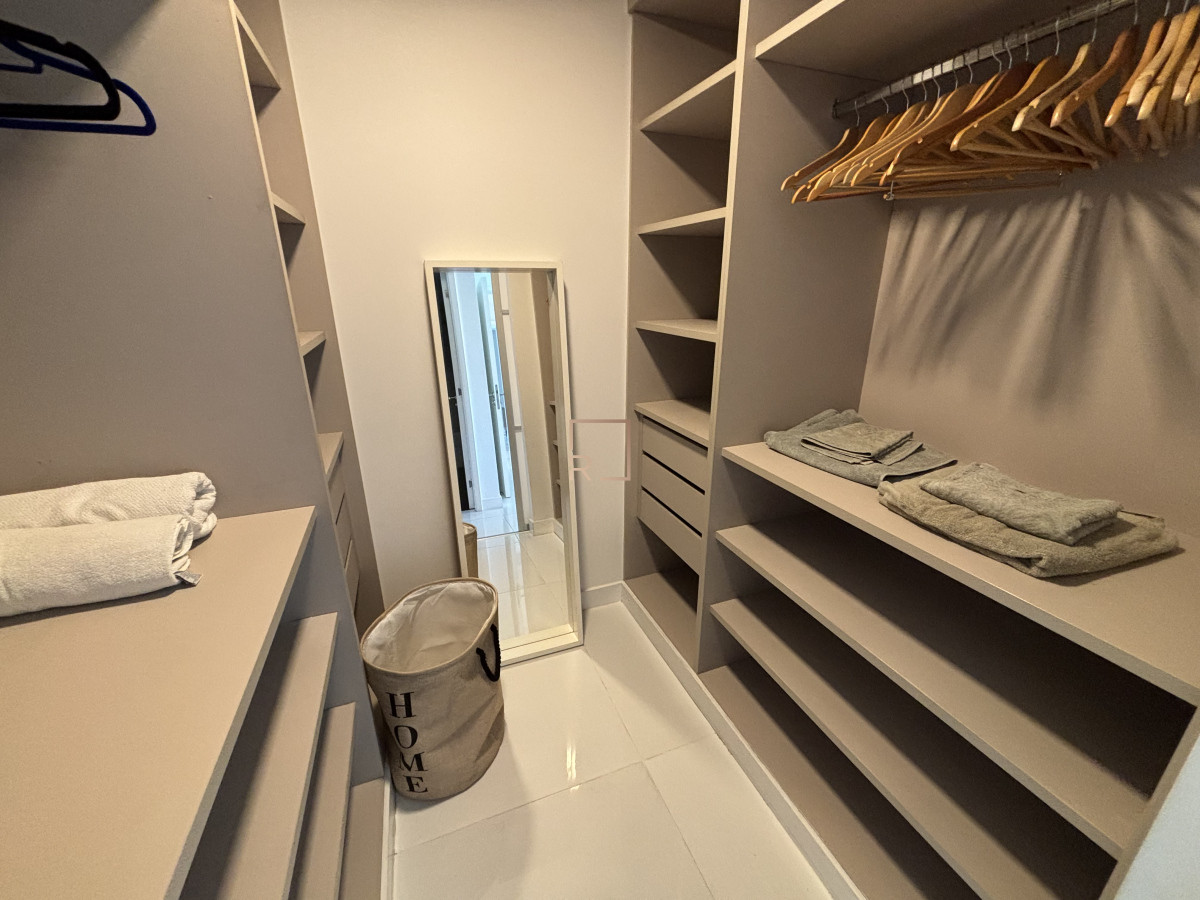 Apartamento ID.513 - Divino apartamento de 3 dormitorios 
