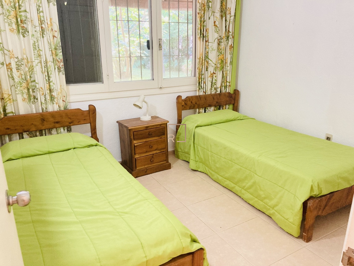 Casa ID.357 - Casa en alquiler para empresa
