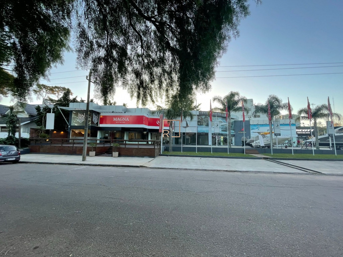 Local Comercial ID.262 - EXCELENTE LOCAL COMERCIAL EN ALQUILER